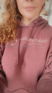 Don t forget to swipe www onlyfans com gngrpeach