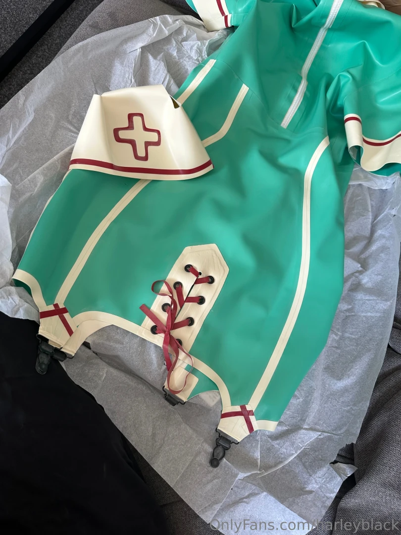 Mommy got sent more latex i can t wait to put it on 