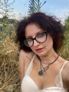 This baby jessica_sexology wants you to take off everything she has on part 37