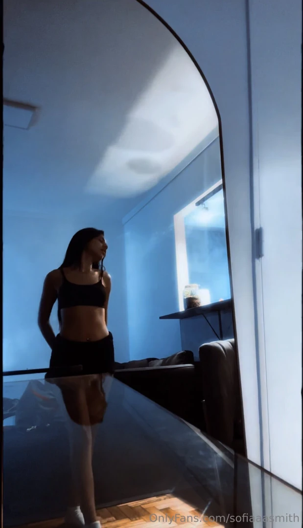 Curves that don t play fair 