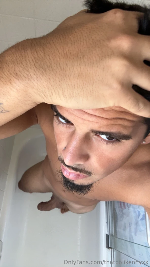 Who s going to help me wash my back 