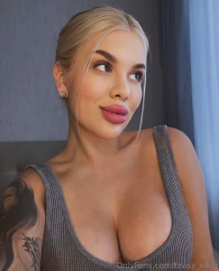 Hey you want to chat