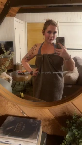 Waiting for you to tear this towel off me