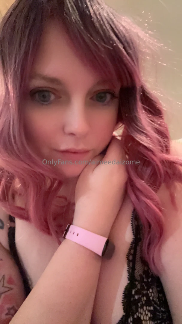 I d love to see that morning wood when you re awake 