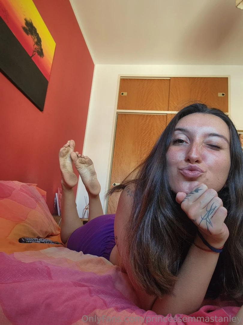 Message me if you love dirty feet part 2 