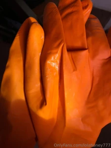 Fun with cleaning gloves its texture feels so good that i cum
