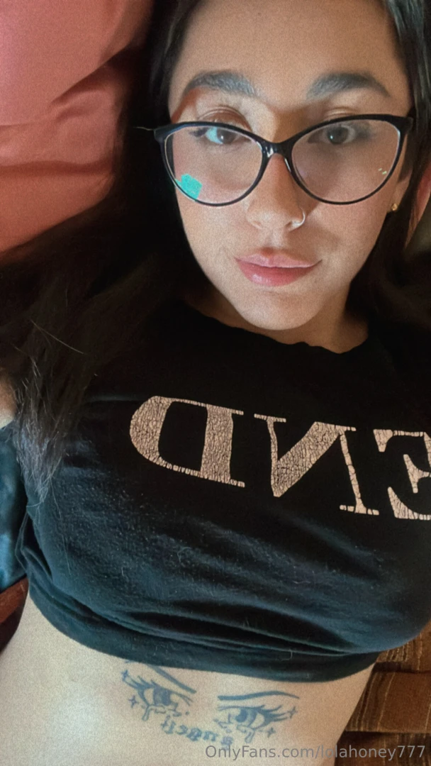 I want sushi and some drinks with friends who says i ll pay 