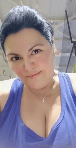 I m throwing away stress a kiss love