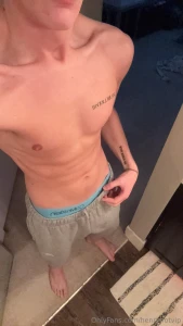 Come take off my sweats