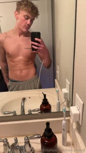 Kiss down my abs part 1