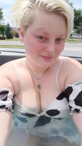 Throwback cleavage pics part 5