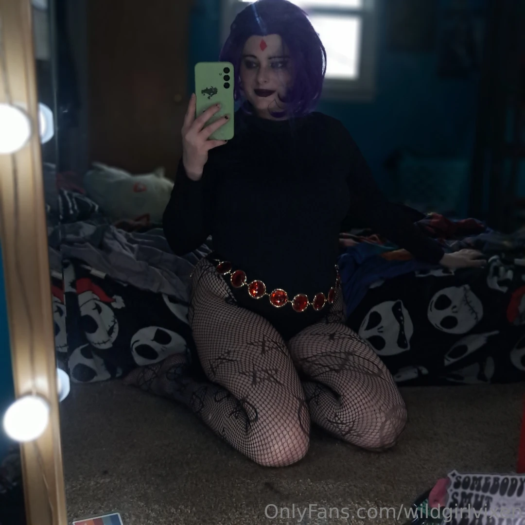 Raven selfies part 14 