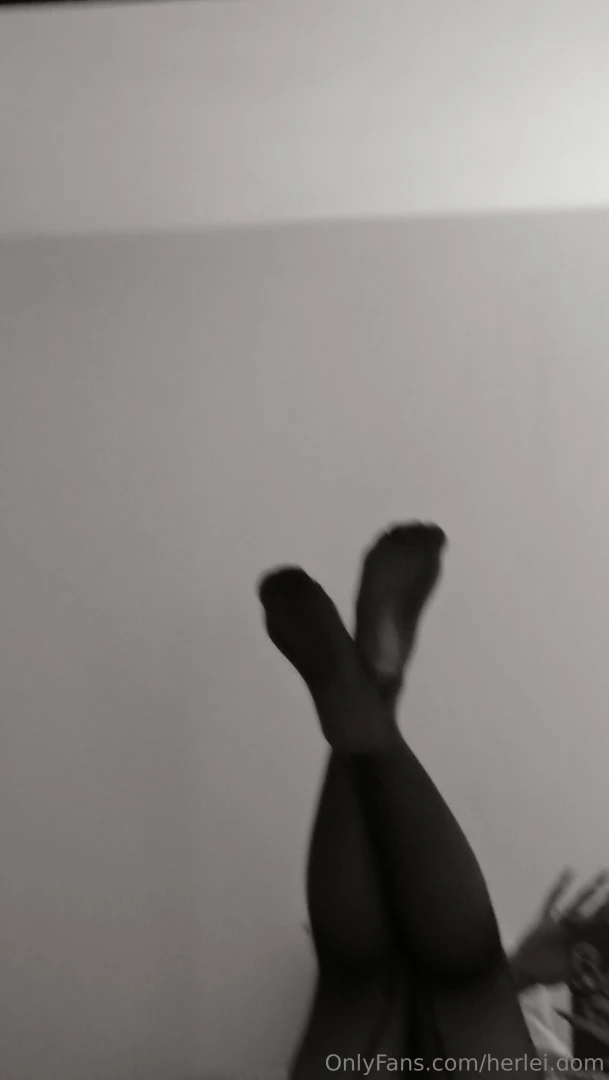 The auction starts now today i m bringing something exclusive for you 