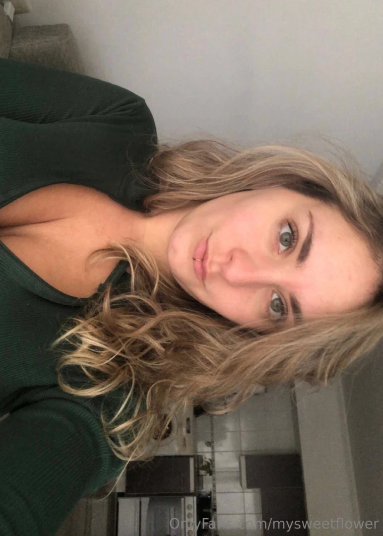 One more second of looking at me and you won t be able to escape 