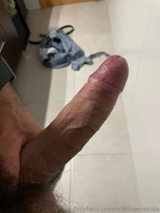 Haven t been this horny in a while don t let any hot guys with nice