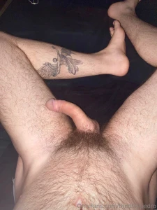 Who s into some feet play