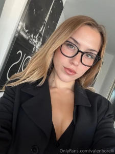 Me pase un poquito pero fue sin querer igual si te calento capaz te