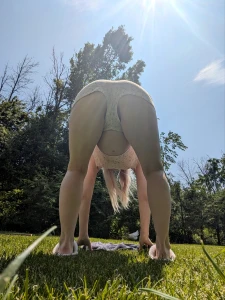 Swipe to see me pull my shorts down pregnant preggo bellyfromrear