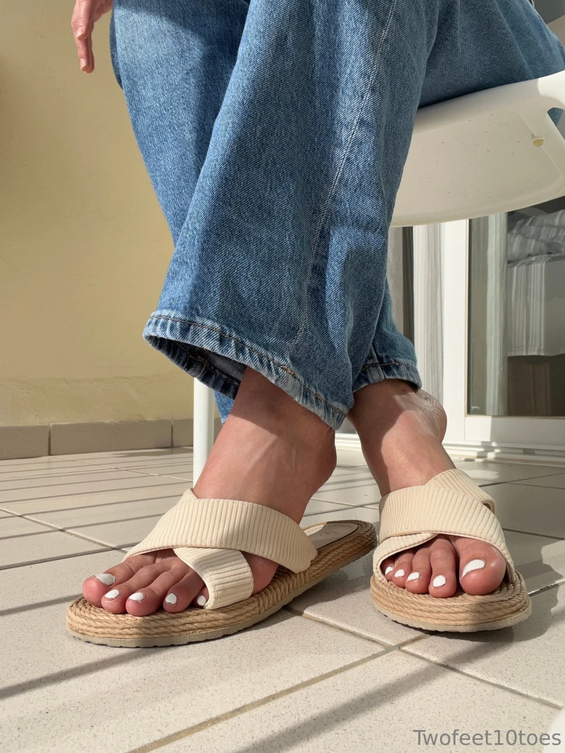 Good morning bitches my feet or ready to be served 