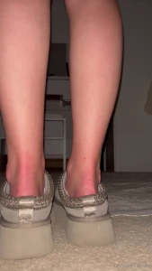 Uggs no socks how sweaty do they look