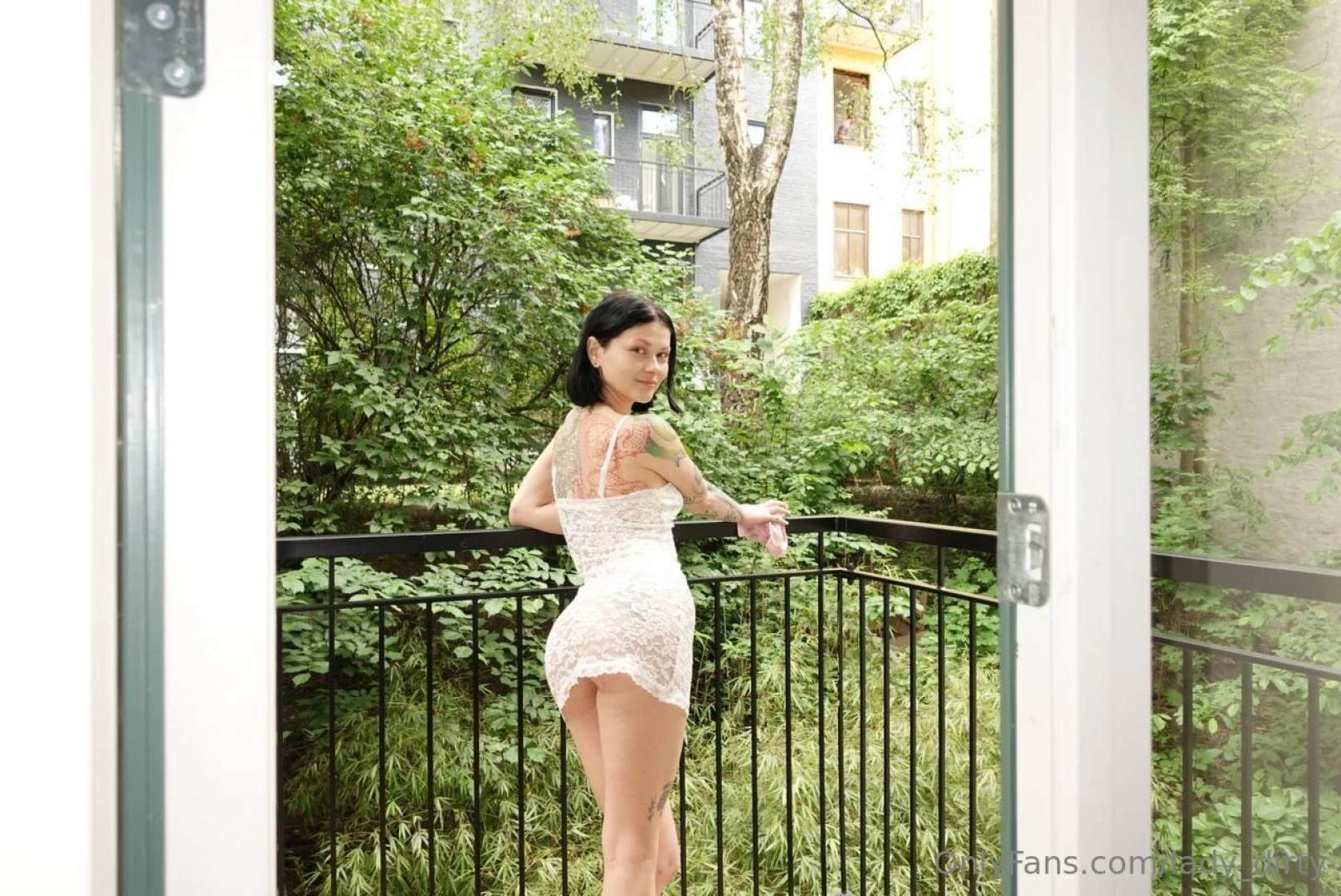 All this greenery feels like paradise but i m pretty sure your eyes 