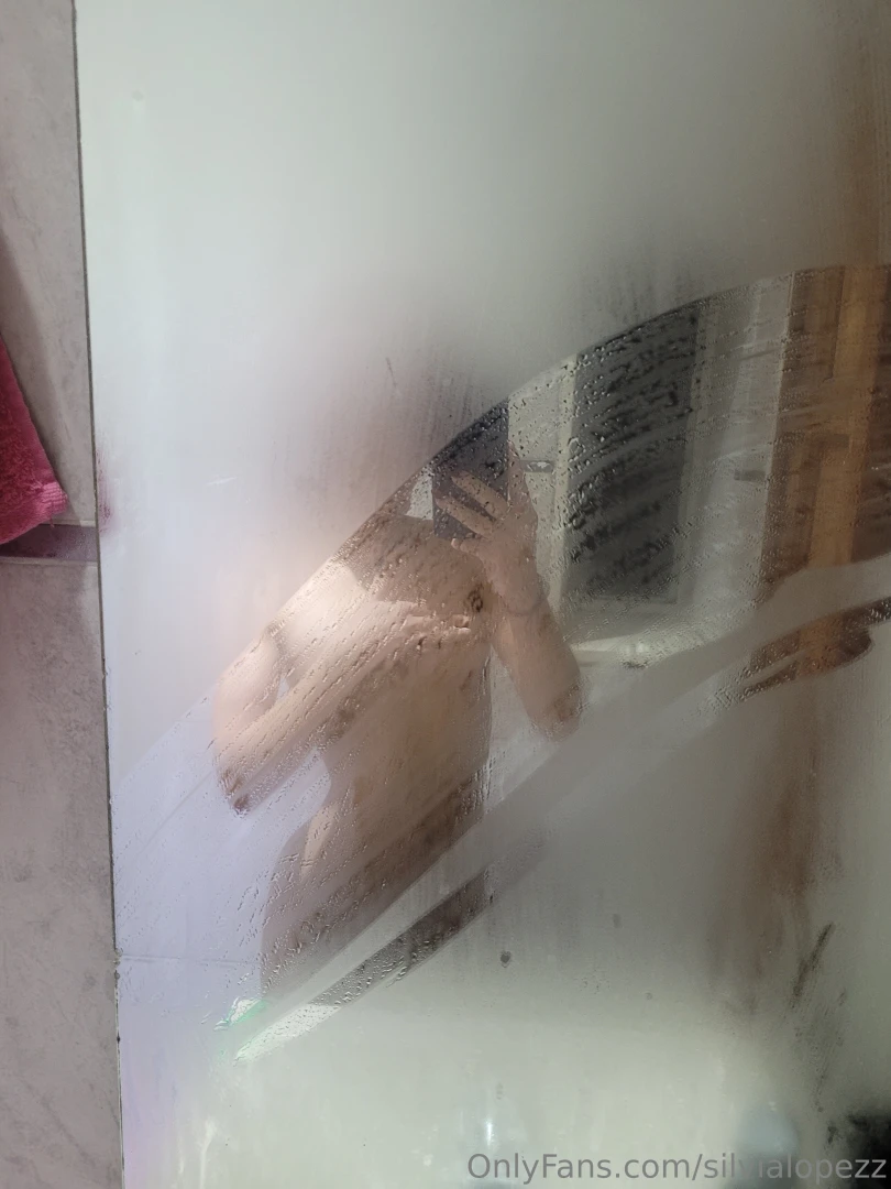 Aqu para hacer tus d as m s brillantes y traviesos here to make your 