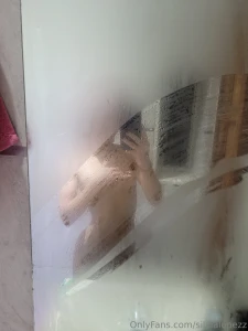 Aqu para hacer tus d as m s brillantes y traviesos here to make your