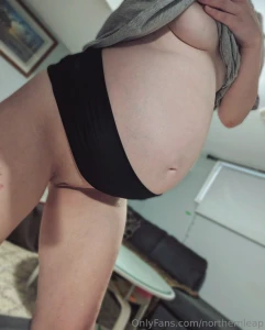 Thank god for belly bands gotta hold this huge belly up good morning part 2