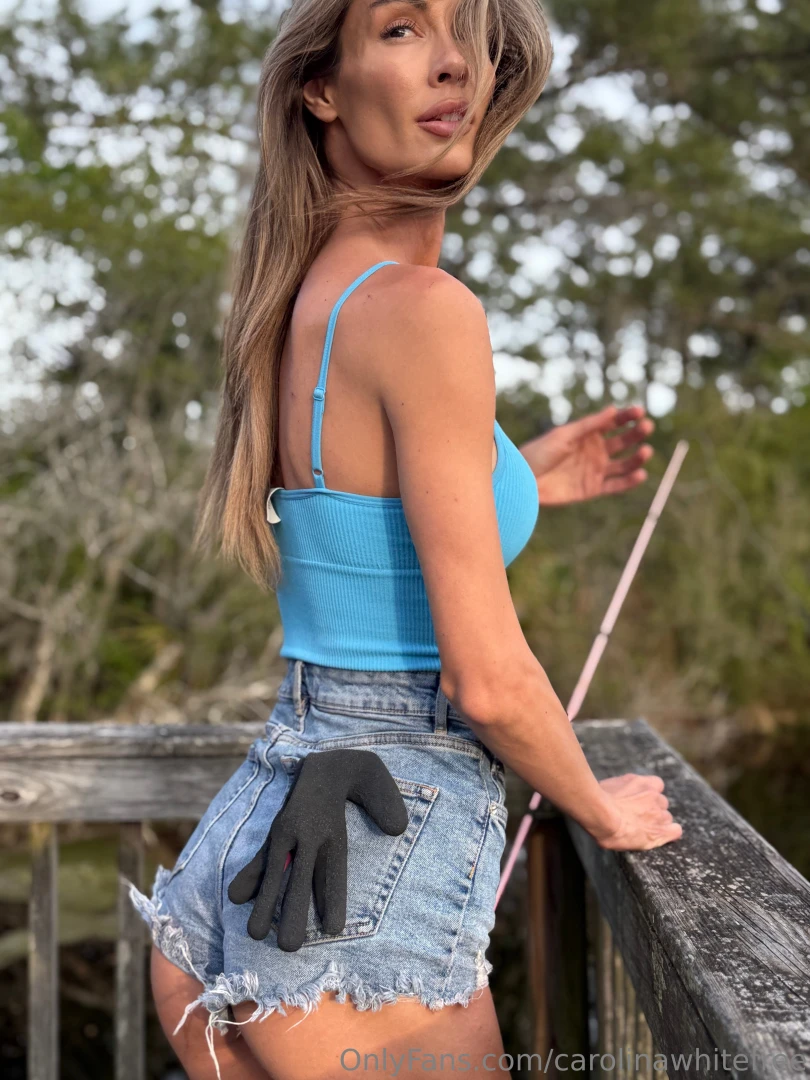 Anybody want to get naughty in nature 