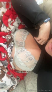 Everyone messaging me welcome back you guys are too sweet imissedyyyy