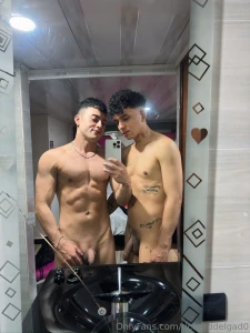 Que rico la pasamos con este papasito vergon ya ver n la forma en que