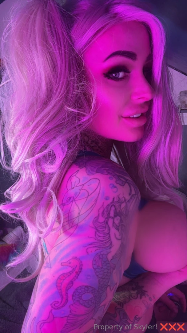 Mommy is looking for a new boyfriend would you date me then click this 