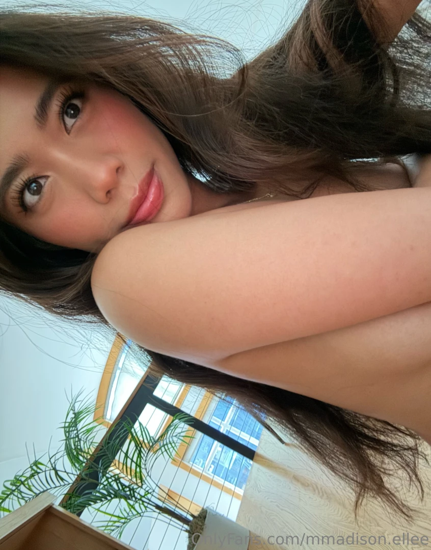 Quick selfie while changing dresses 