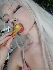 I ve got a special surprise for everyone who s stayed subbed ull be