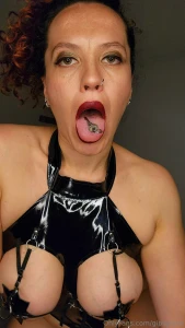 Can t you imagine what i m capable of doing