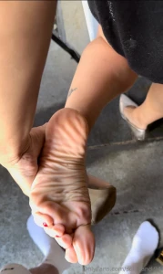 There s a lot of love for these sole flashes enjoy