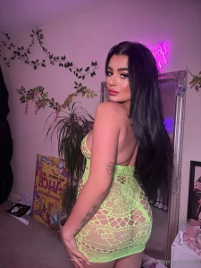 Subscribe to my besties free page moreofharriet