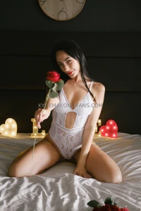 30 days left until valentines day love will you accept my first rose part 3