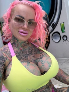 Are you a tits guy or ass guy