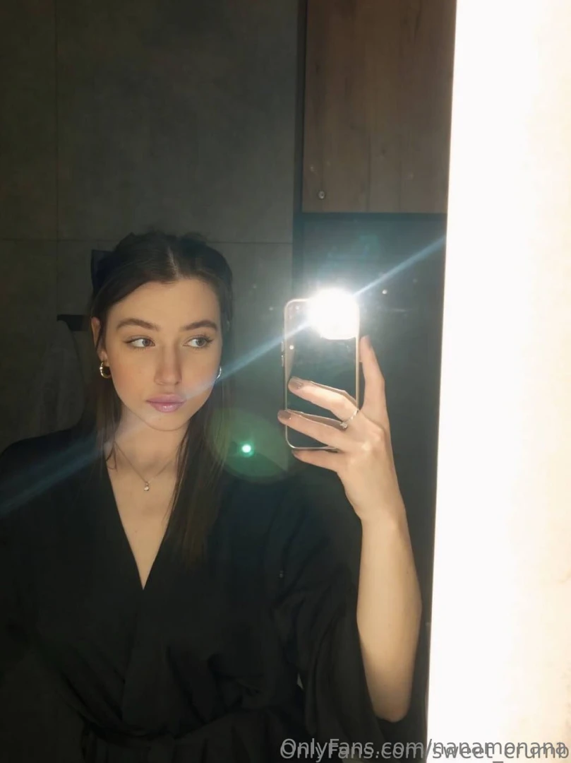 Stop scrolling sweet_crumb she is your passionate lover will suck your part 77 