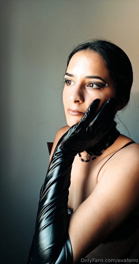 I don t have a good camera on my phone but the natural light it makes 