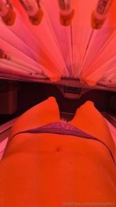 Who thinks tanline is