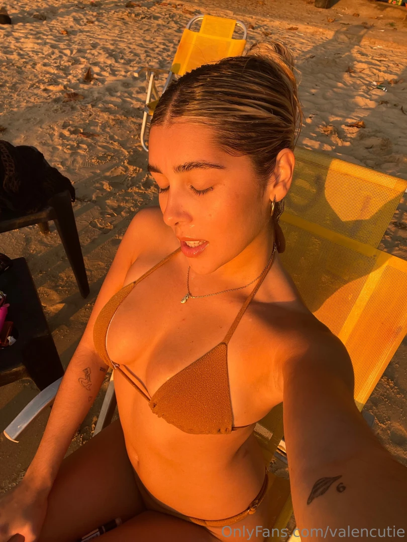 The sun kissed me now its ur turn hehe 