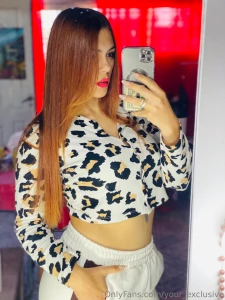 Only 1 fan hello love do you want to receive the top prize leave a 15