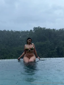 The best thing about summer is the vacation which helps you keep