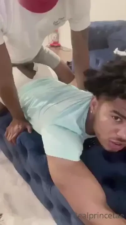 He came quick asl ass y all can see he say my shit feel like his baby 