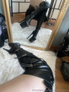 In case you missed my instagram stories hotter version here