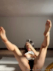 Video bundle pics just sent in your dm unlock them to remove mosaic part 1