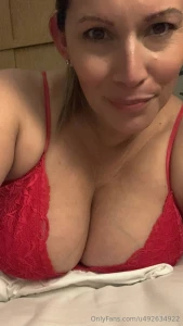 Que linda tarde para hacerme unos mimos tenes ganas de verme