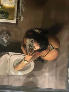 Quieres verme desnuda abre mis mensajes part 2